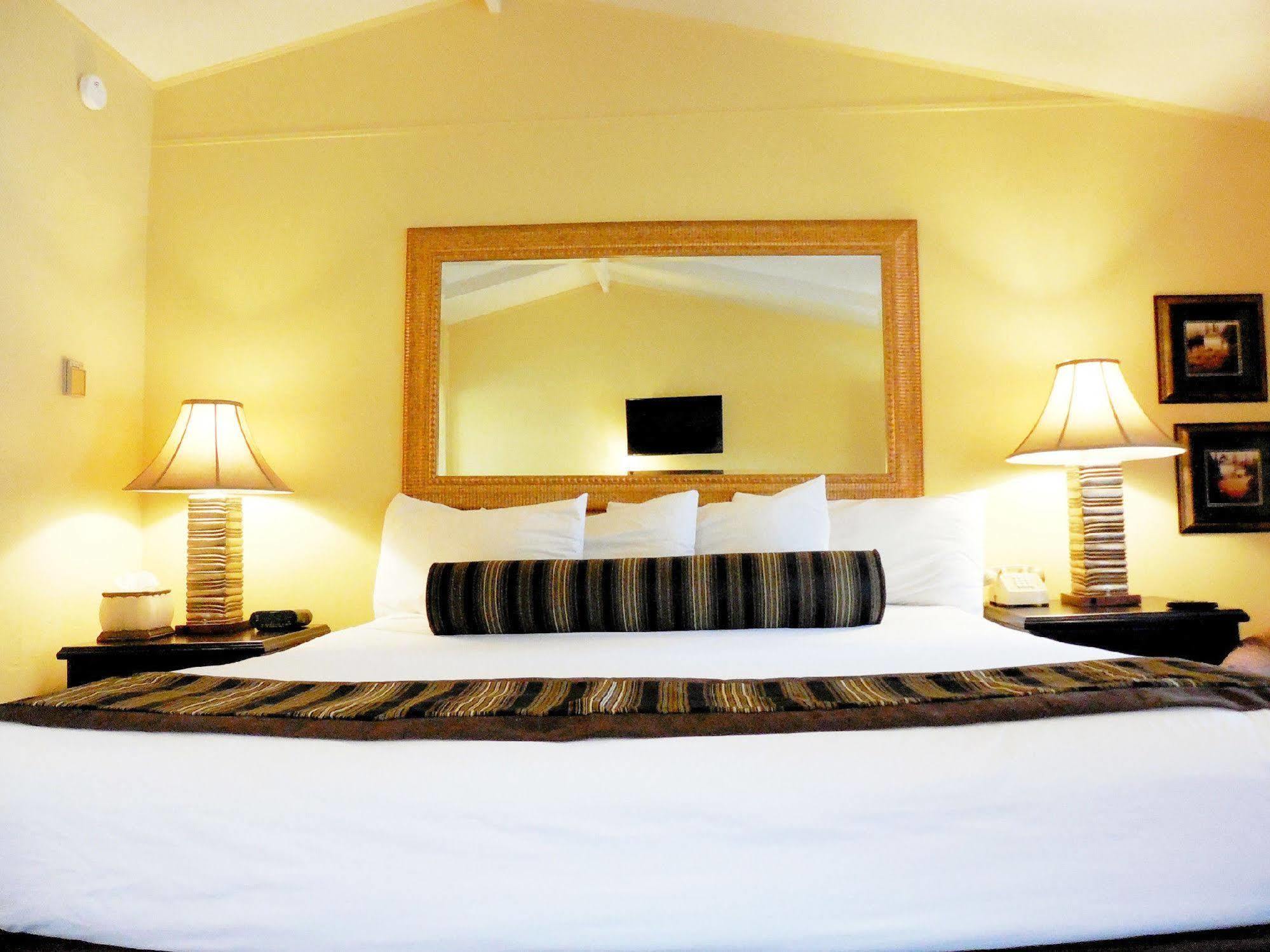 Monterey Peninsula Inn Pacific Grove Ngoại thất bức ảnh